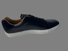 Load image into Gallery viewer, LOW TOP SNEAKER