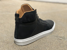 Load image into Gallery viewer, HIGH TOP SNEAKER